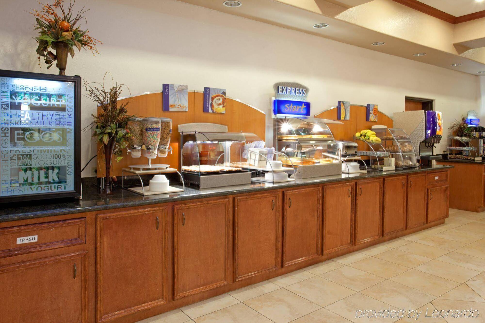 Holiday Inn Express Texas City, An Ihg Hotel Экстерьер фото